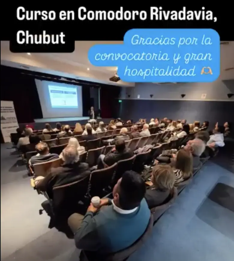 Víctor Olivari durante un curso en Comodoro Rivadavia